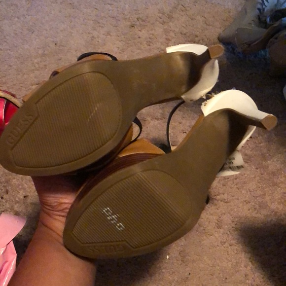Guess platform heels - Picture 4 of 4